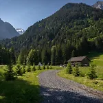 La Chotte Du Musher Pensionat Champéry